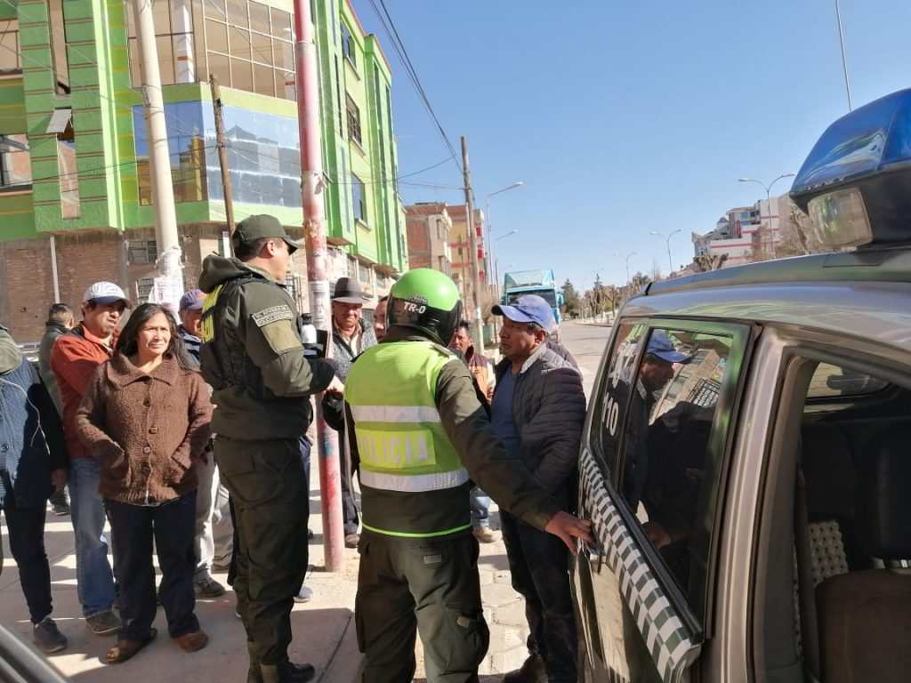 El Alcalde fue aprehendido por la Policía. Foto: LA PATRIA