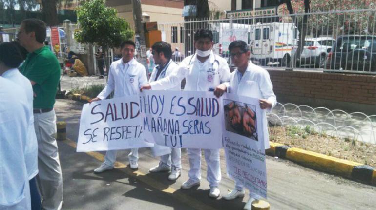 Médicos continúan con sus medidas de protesta. Foto: Los Tiempos.