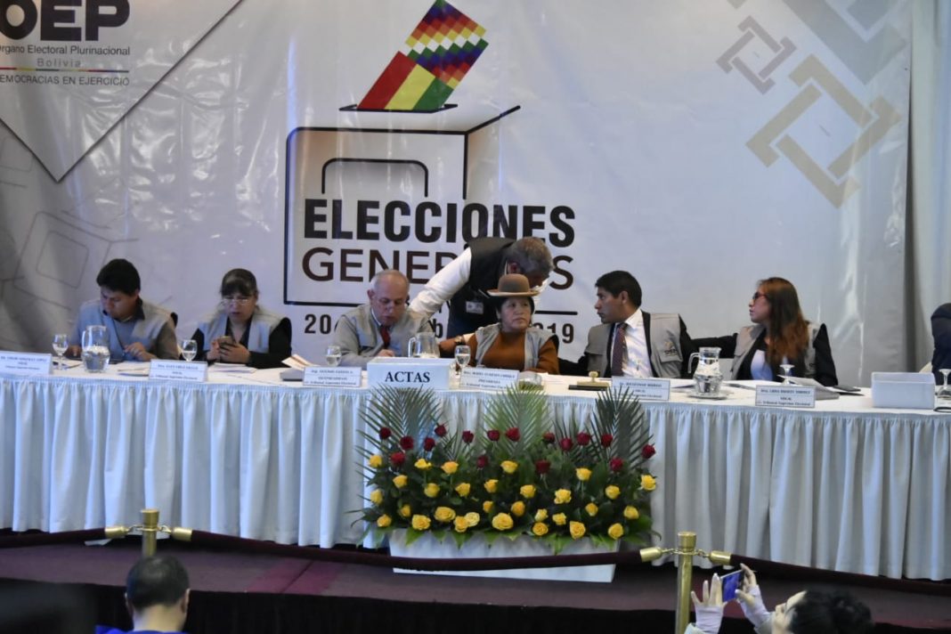 TSE dicta resultados y el MAS gana con 46,86%. Foto: APG