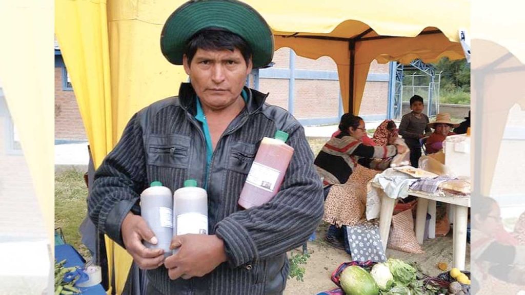 El sacabeño Agapito Flores desarrolló plaguicidas sin químicos y comercializó a nivelnacional