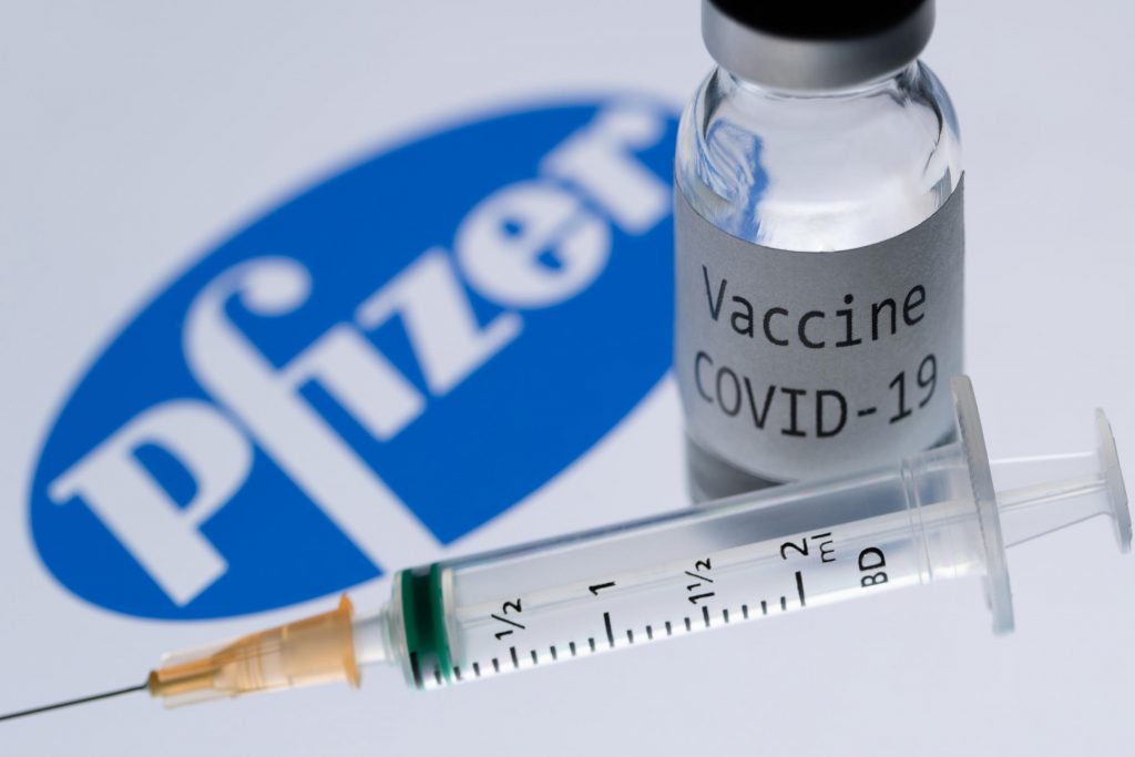Pzifer aumenta los precios de su vacuna a la UE