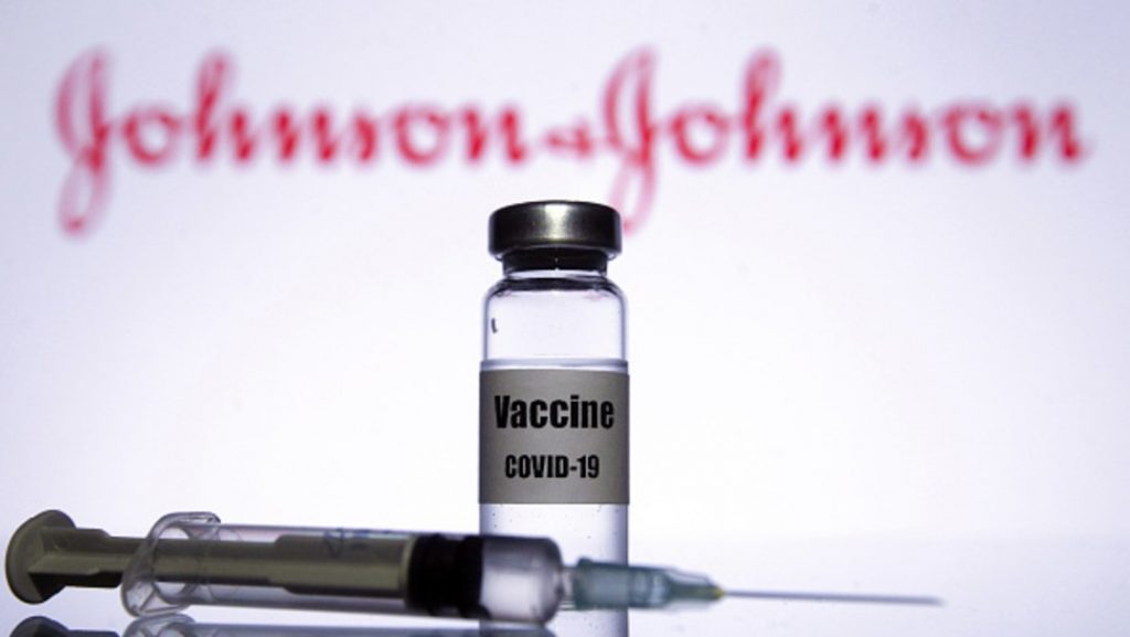 FDA recomendó a EE.UU. pausar la vacunación con las dosis de Johnson & Johnson por 6 casos de trombosis en ese país