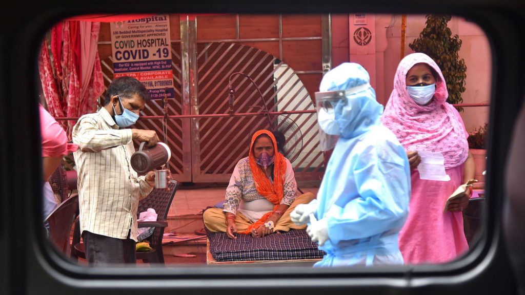 India ahora enfrenta “oleada” de “hongos negros”, reinfección que ataca a pacientes con Covid-19