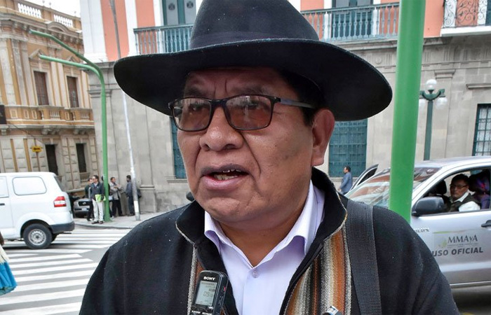 De la Cruz exige que Evo pida disculpas de rodillas a El Alto por declaraciones en video