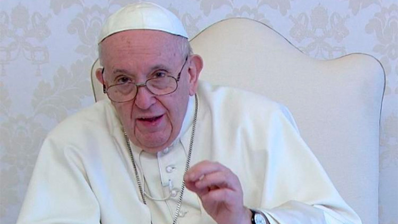 El Papa Francisco permanecerá cinco días hospitalizado luego de una exitosa cirugía por divertículos