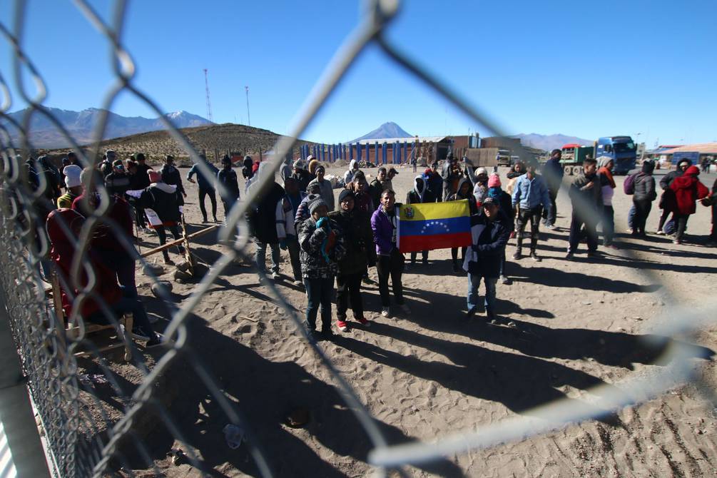 Acusan a Bolivia de “no hacer ningún esfuerzo” para contener el cruce de migrantes en la frontera con Chile