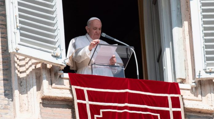 Papa-francisco-insta-a-los-países-participantes-del-G-20 Francisco pide a países del G20 reconocer las “asimetrías” para acceder a las vacunas anticovid