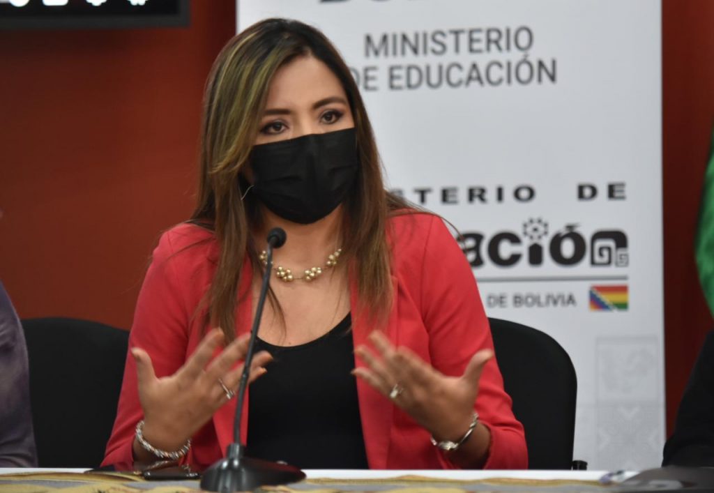 Viceministra Alcón denuncia irregularidades en medios estatales durante periodo transitorio