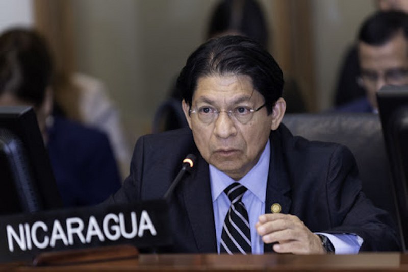 Canciller de Nicaragua anuncia retirada de la OEA