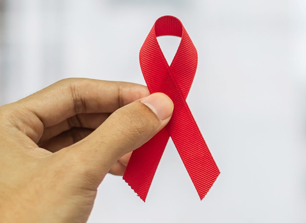 Gobierno garantiza $us 10,1 millones para combatir el SIDA