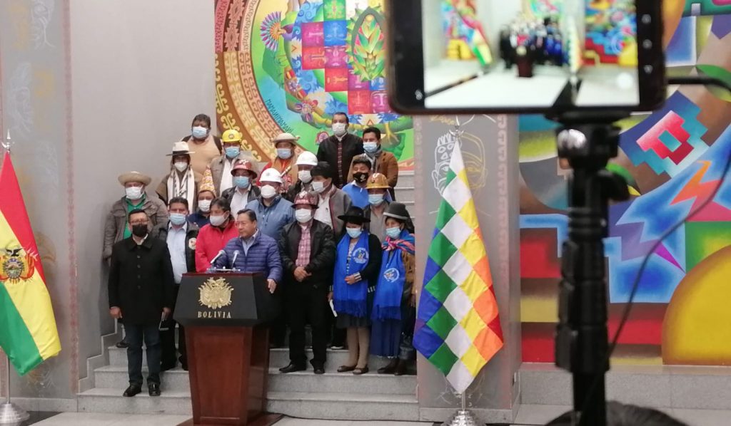 Arce suspende actos masivos para el Día del Estado Plurinacional de Bolivia