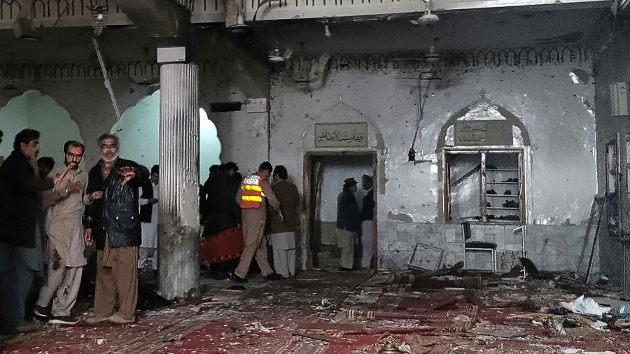 Fallecen 30 personas tras un atentado en una mezquita de Pakistán