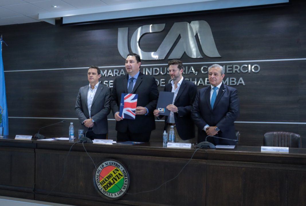 Icam firma convenio con embajada británica