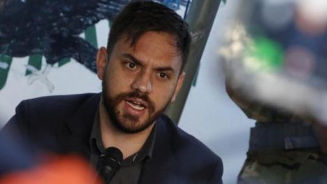 Ministro de Gobierno alista denuncia contra diputado que presuntamente se enriquece con la coca