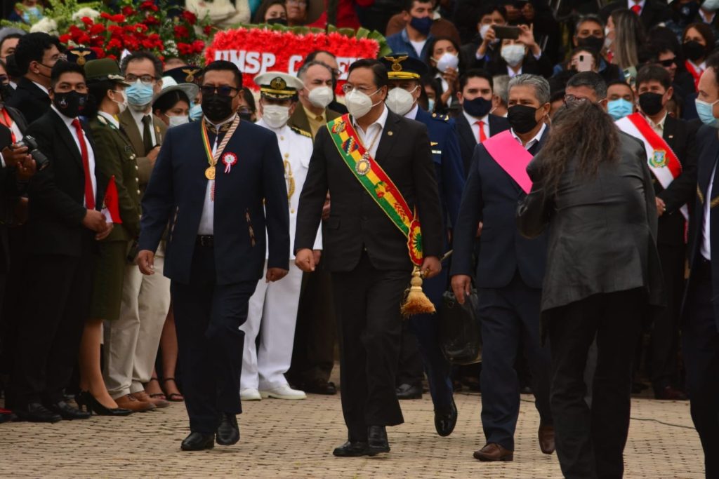 Arce participa en los actos protocolares de Tarija con motivo de los 205 años de la Batalla de La Tablada