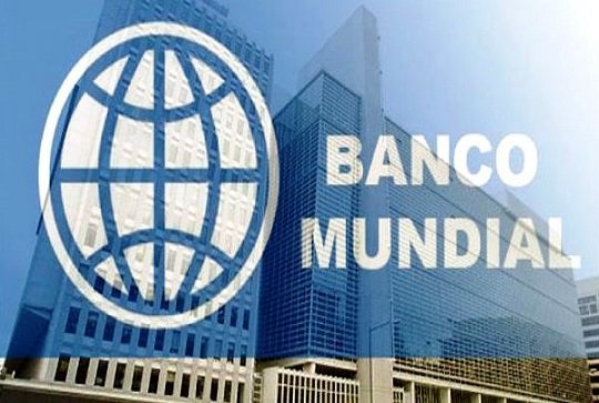 Banco Mundial revela un crecimiento del PIB en un 3,9% y presión inflacionaria en Bolivia