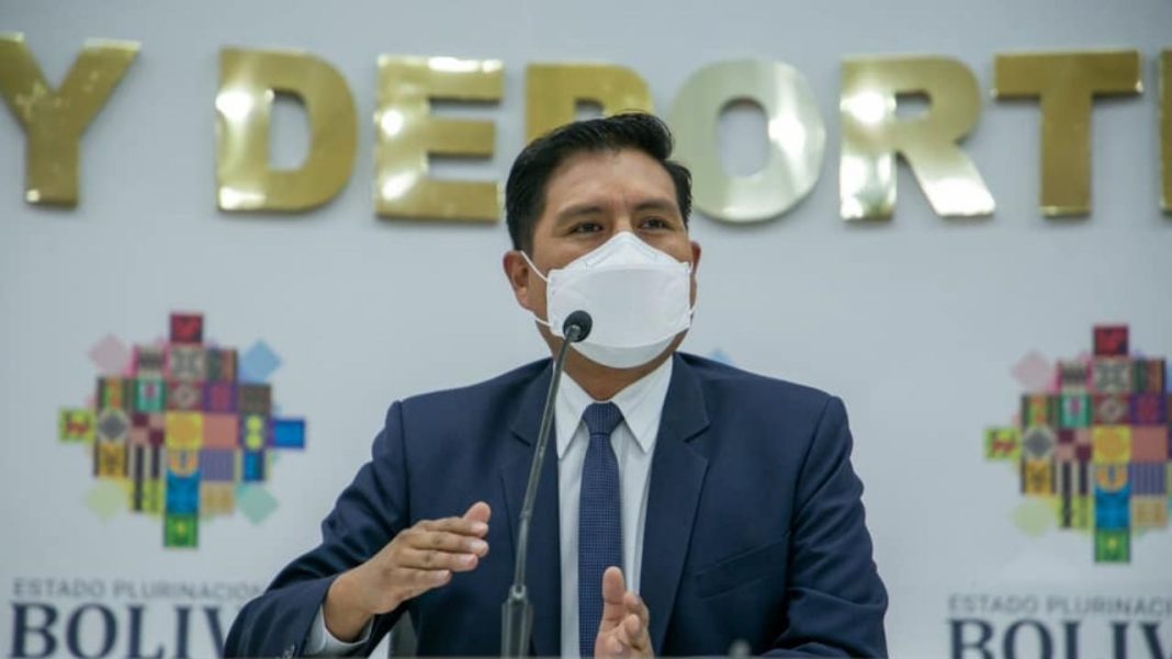 Gobierno pide instalar mesas de diálogo con sector de salud movilizado