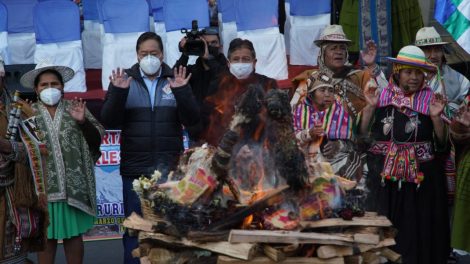 Mandatarios participan del Día de la Chakana