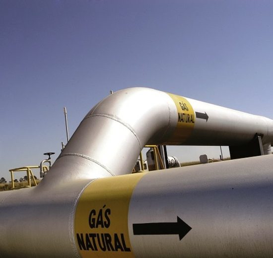 Molina responde a Bolsonaro y dice que contrato de gas al Brasil genera daños de $us 70 millones a YPFB