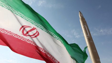 Cuatro países piden frenar avance nuclear de Irán