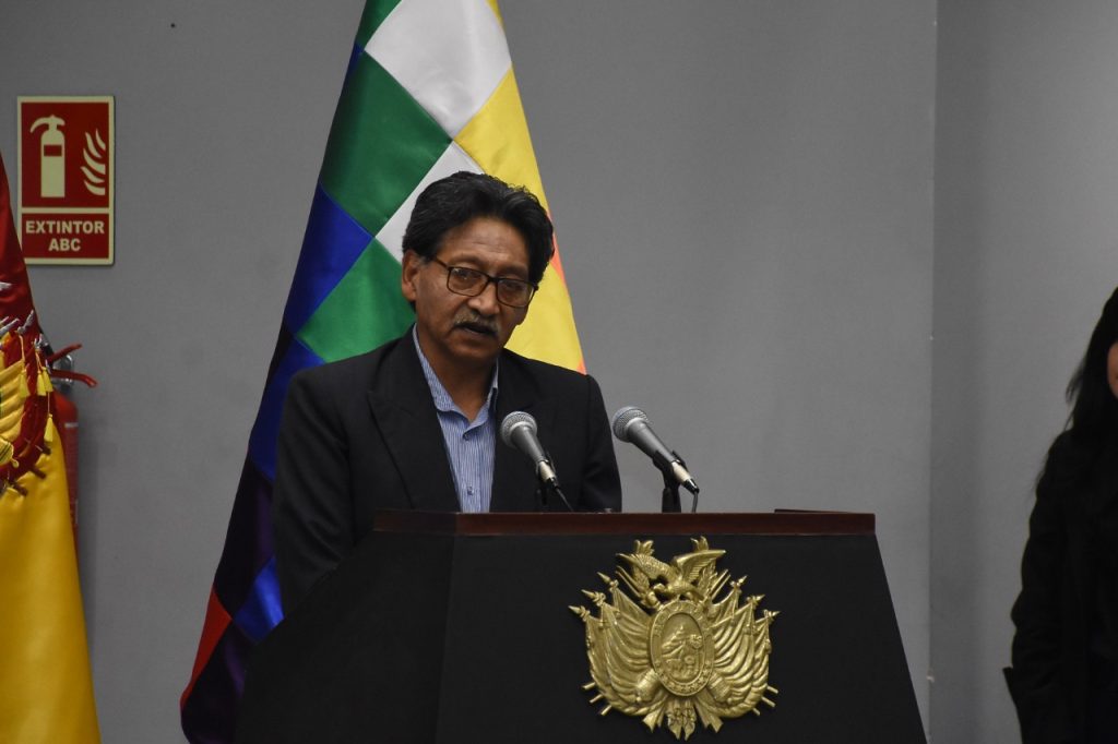 Marcelino Quispe es posesionado como nuevo presidente de Comibol