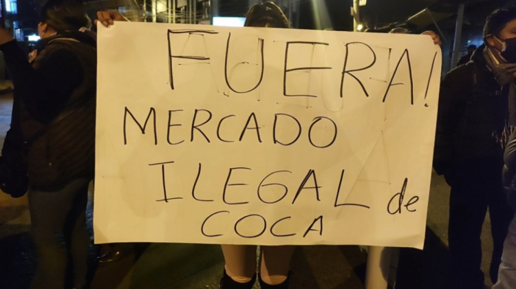 Adepcoca da plazo de 48 horas al Gobierno para cerrar mercado ilegal de coca