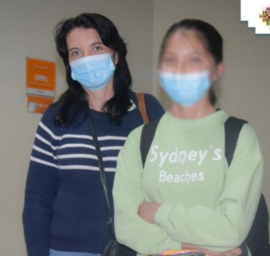 Madre e hija llegan desde Ucrania a Bolivia y suben a diez los repatriados