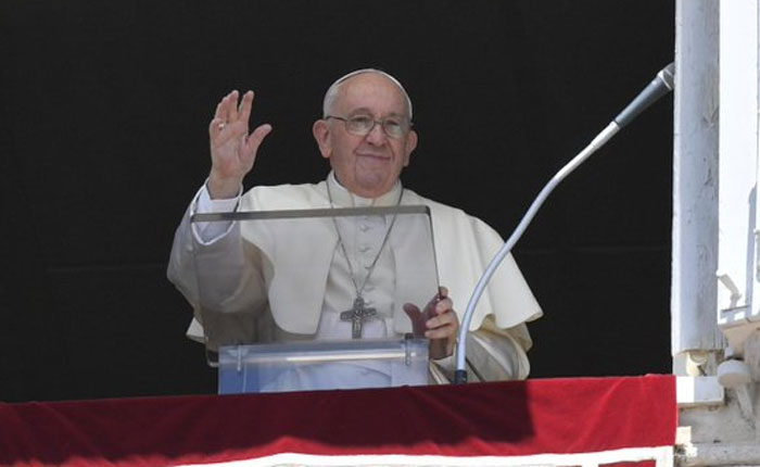Papa Francisco: “Comer menos carne para salvar el medio ambiente”