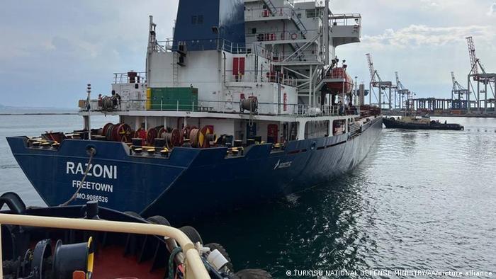 Primer buque cargado de cereal ucraniano zarpa rumbo al Líbano