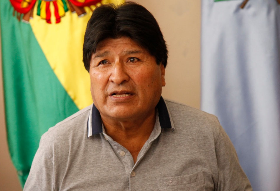 Morales anuncia marcha para defender al Gobierno