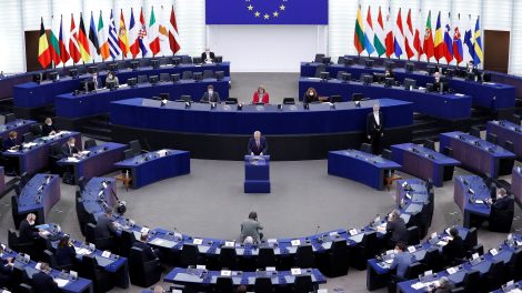 Parlamento Europeo pide liberación de obispo Álvarez