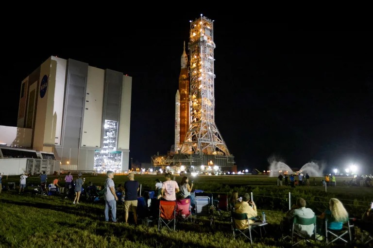 La NASA podría intentar lanzar de nuevo el Artemis I