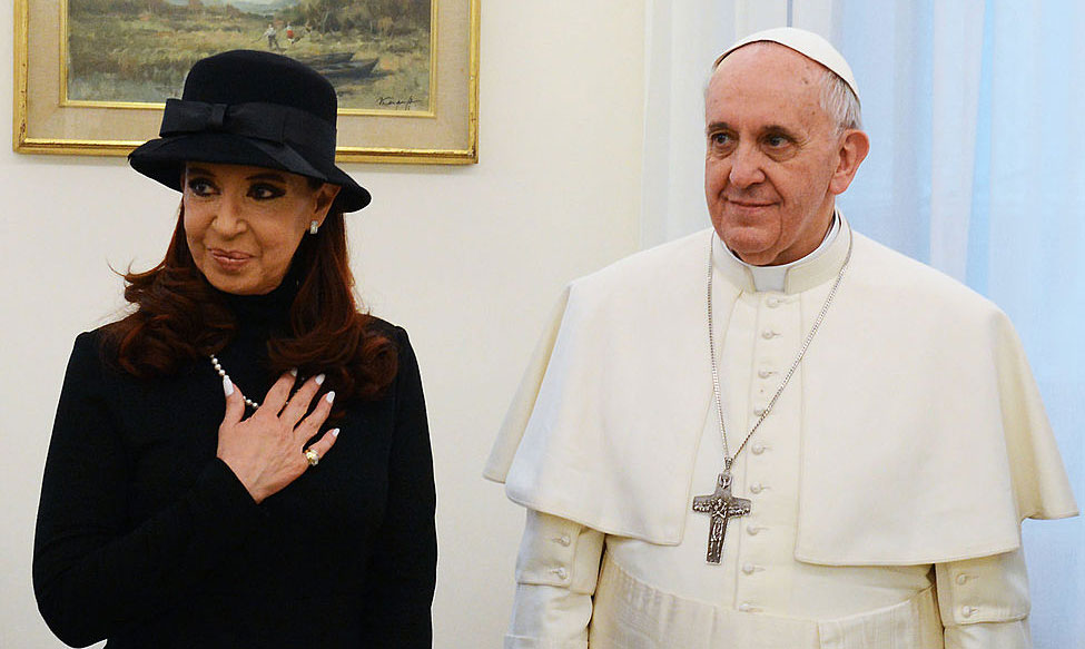 Papa Francisco pide armonía social en Argentina luego del incidente de Cristina Fernández