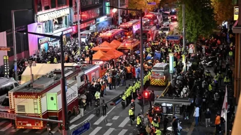 Al menos 120 muertos en Itaewon por estampida