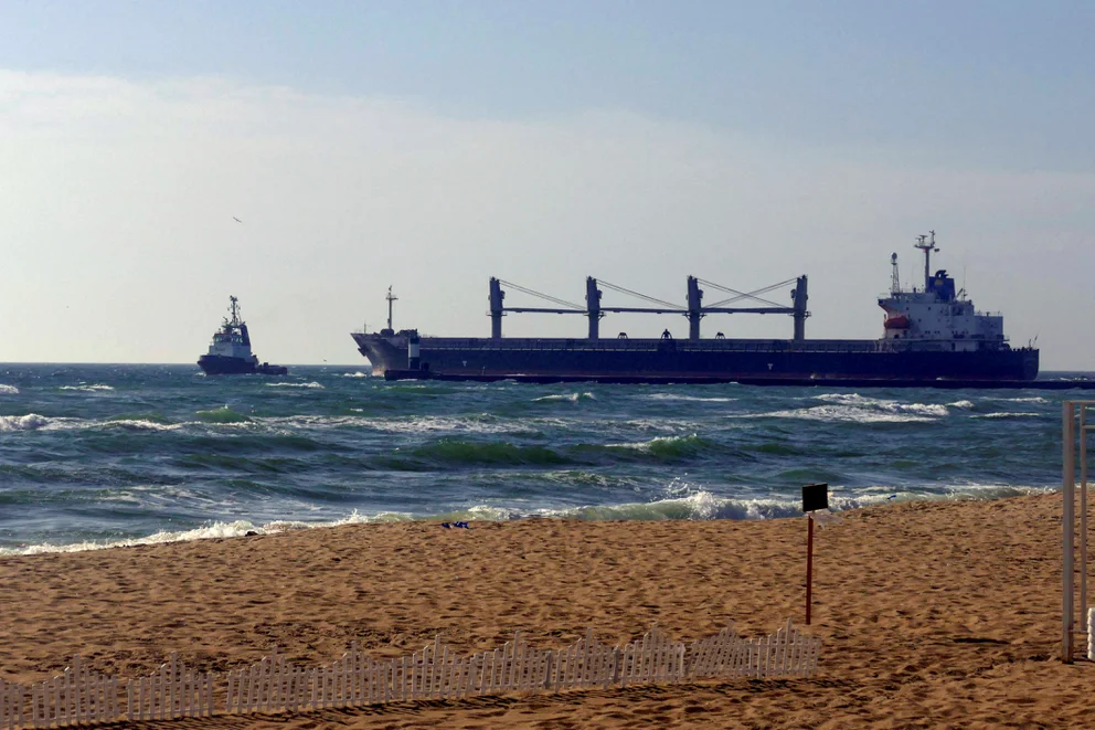 Rusia niega el paso a cargueros con cereal