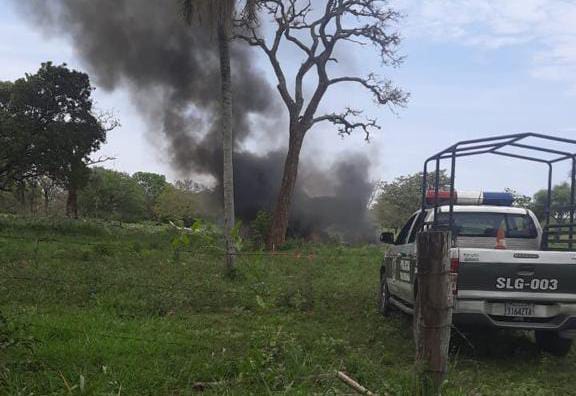 Reportan una avioneta estrellada en la localidad de Peji Santa Cruz
