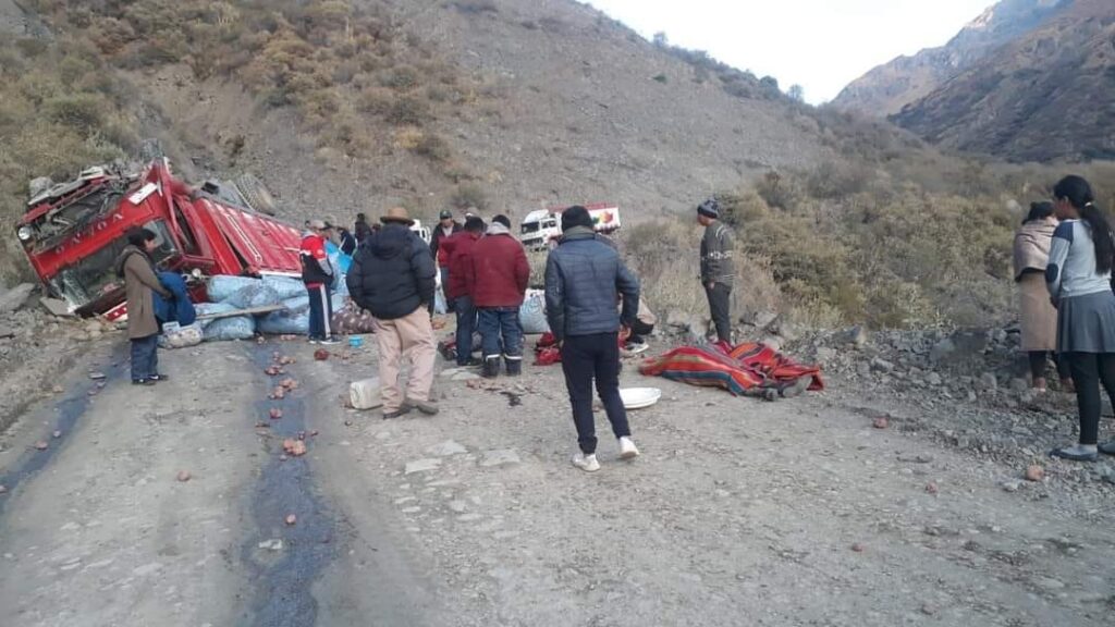 Reportan accidente de tránsito en el trayecto a Morochata – Cochabamba hay cinco fallecidos y el chofer huyó