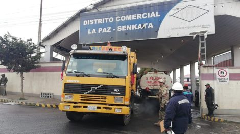 Santa Cruz es el único departamento sin combustible debido a los bloqueos