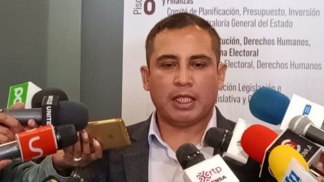 Arce tiene una última oportunidad para solucionar conflicto del Censo