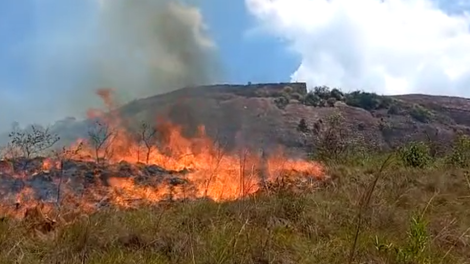 El fuego en Samaipata es incontrolable