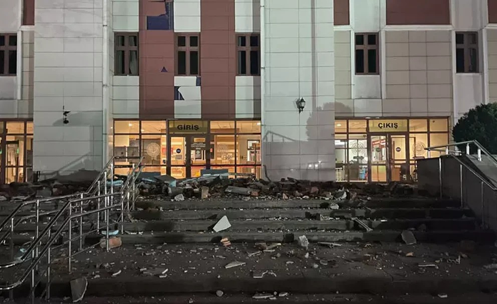 Terremoto en Turquía deja 50 heridos