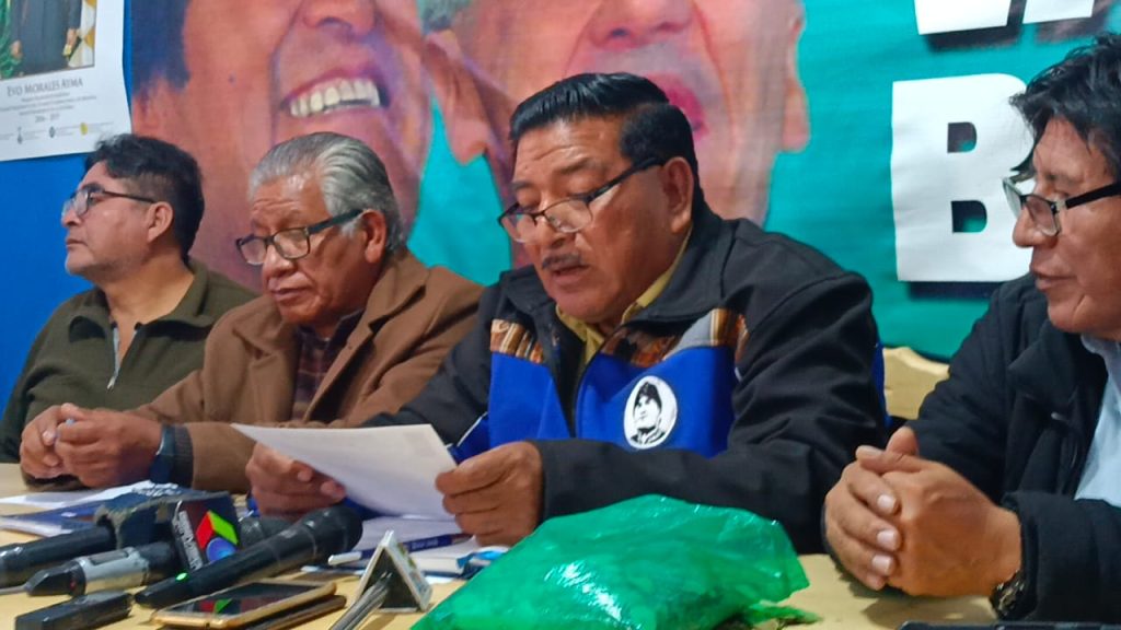 Dirección del MAS acusa a Choquehuanca de querer dividir el partido