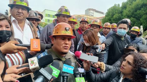 Fecoman se declara en emergencia por la ley del oro