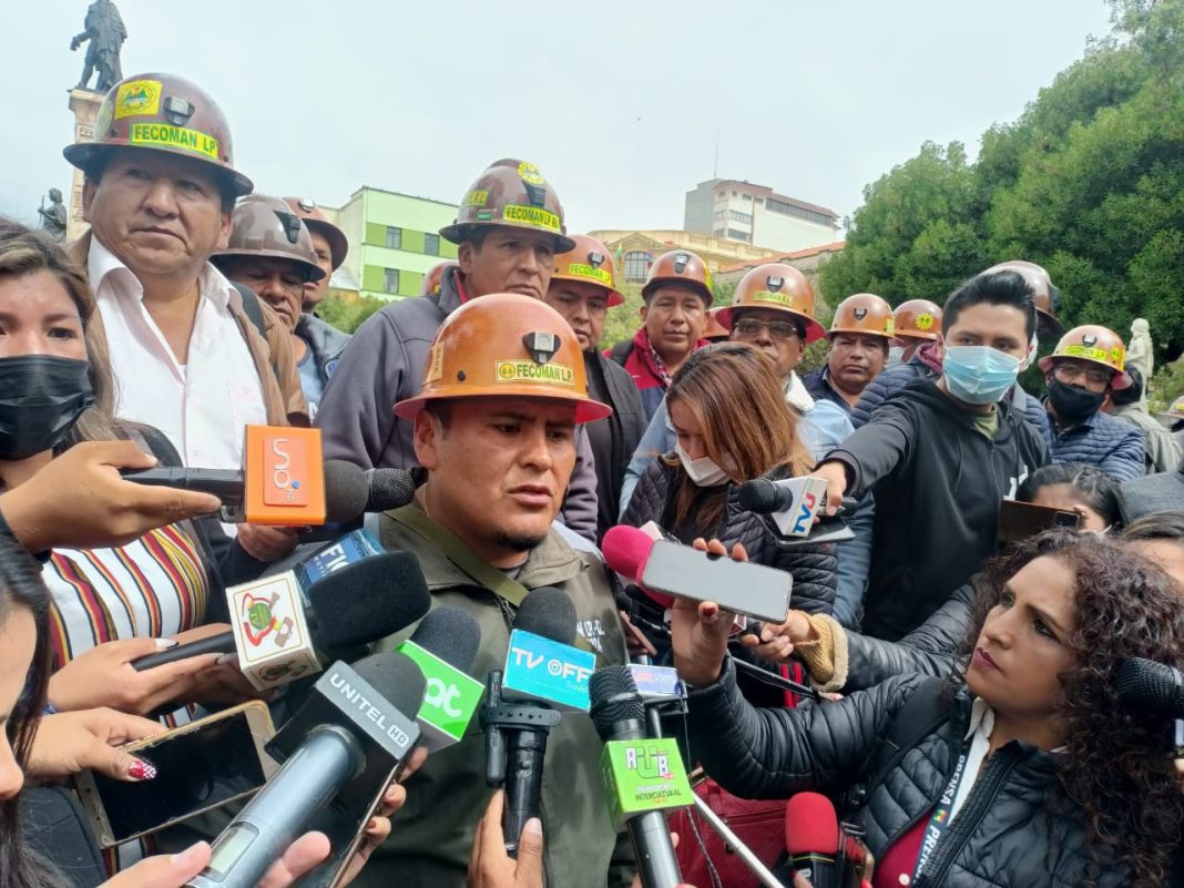 Fecoman se declara en emergencia por la ley del oro