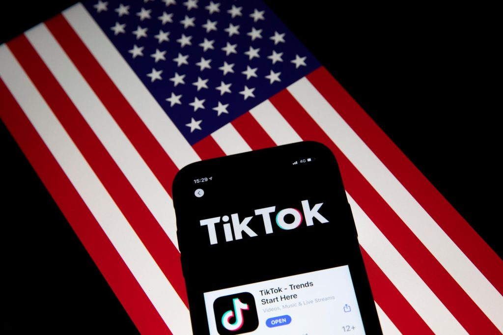 Prohíben uso de TikTok en Estados Unidos