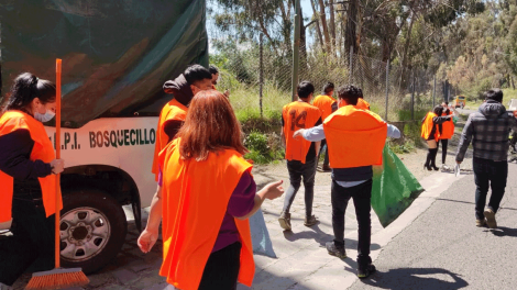 Arrestan al menos a cien personas tras Comadres