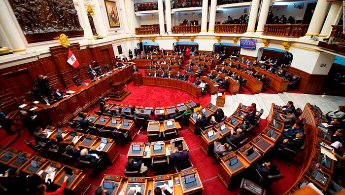 Congreso peruano niega adelantar las elecciones