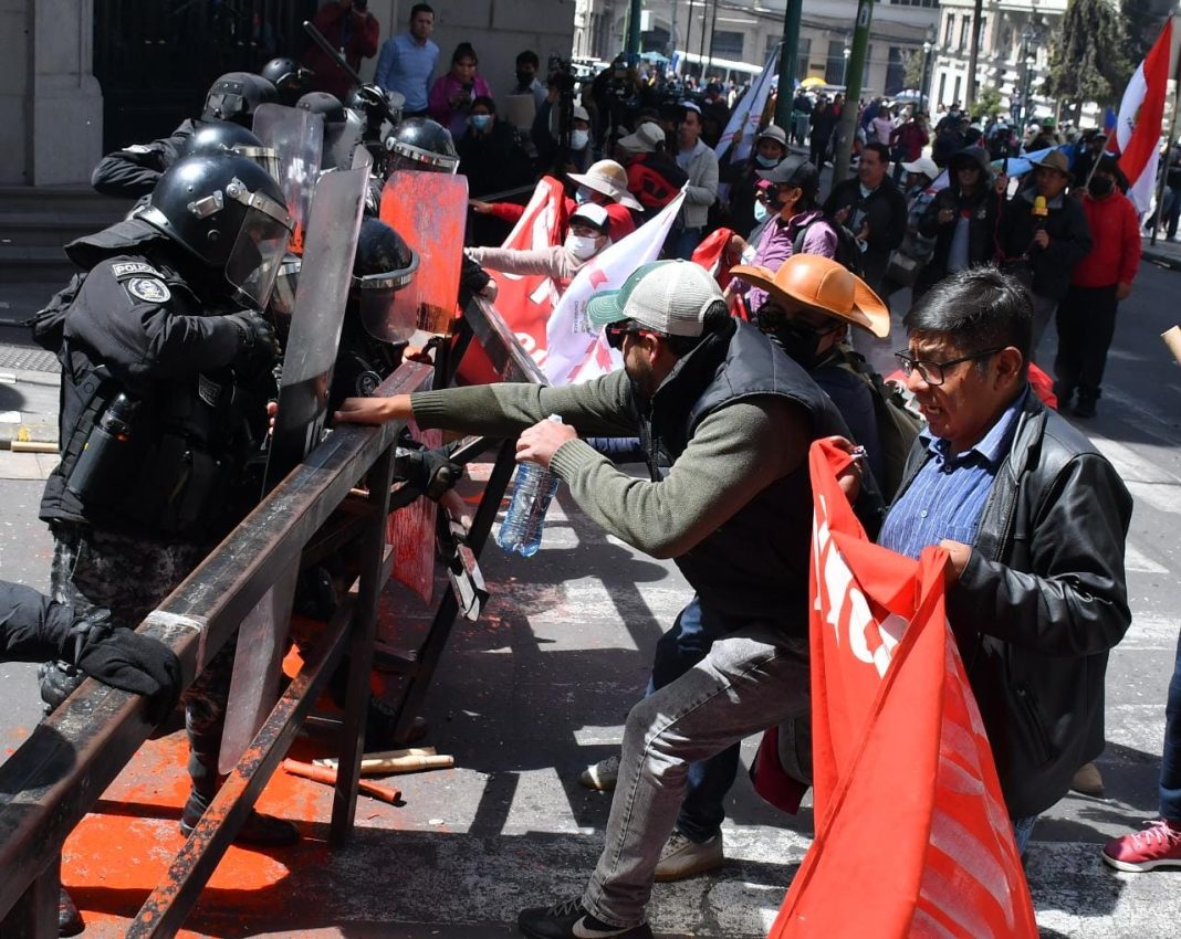 Ambos se enfrentaron en el centro paceño