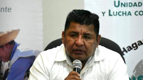 Exministro de Medio Ambiente y Agua está en el país