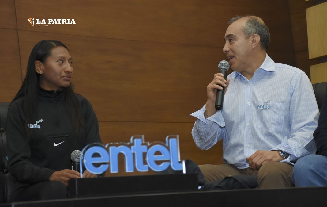 La atleta Jhoselyn Camargo recibe el apoyo de Entel en busca del sueño